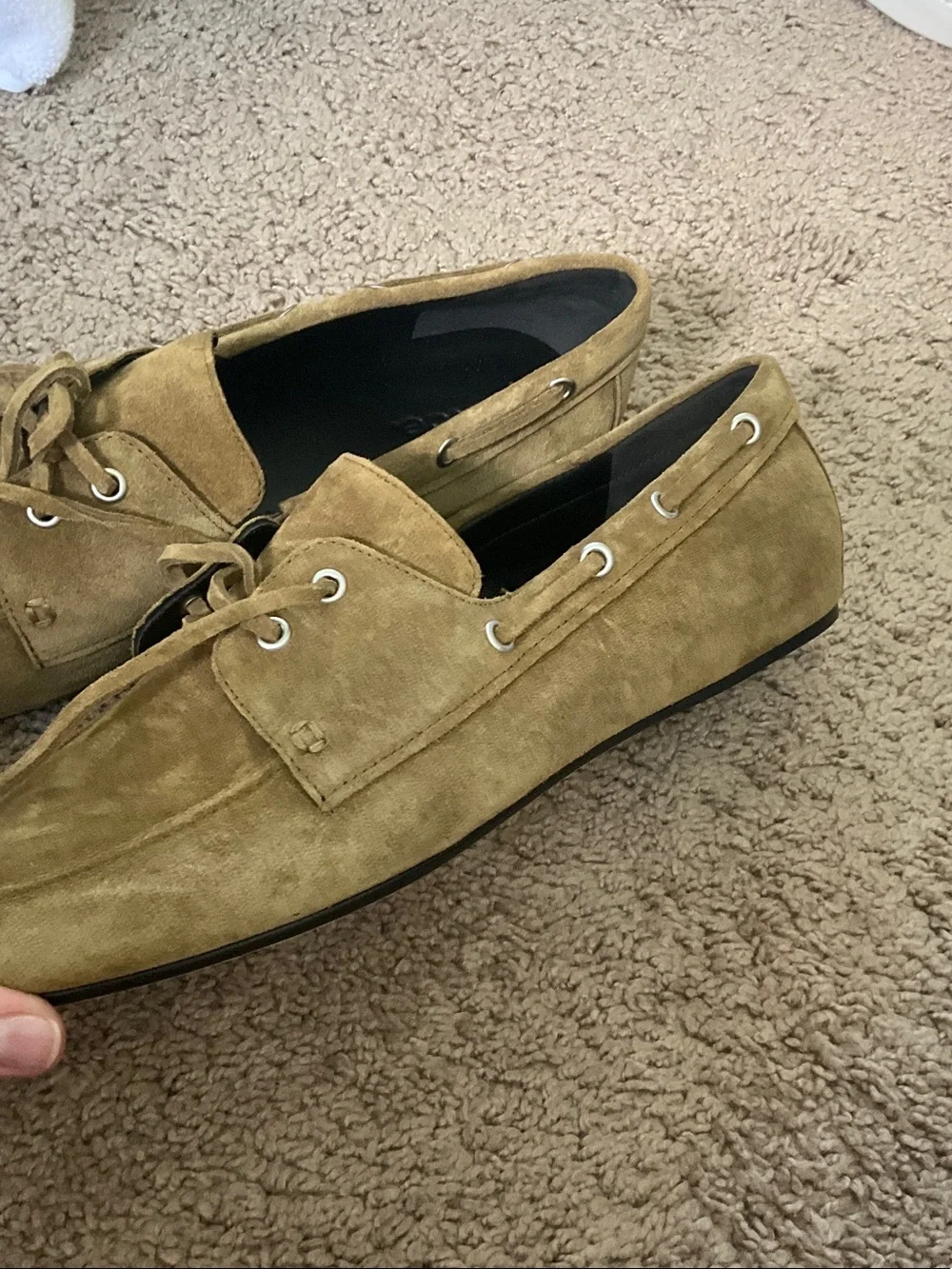 Vince suede upper